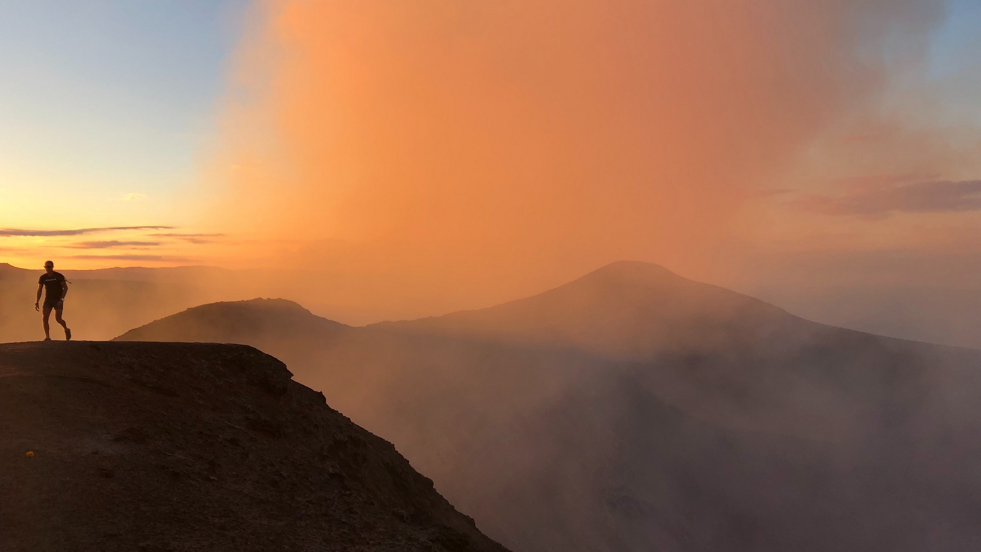 Sunrise at Mt Yasur Volcano, Tanna Island